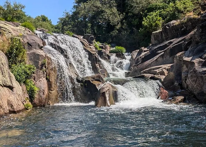 Casa Carmen E Do Hilario *